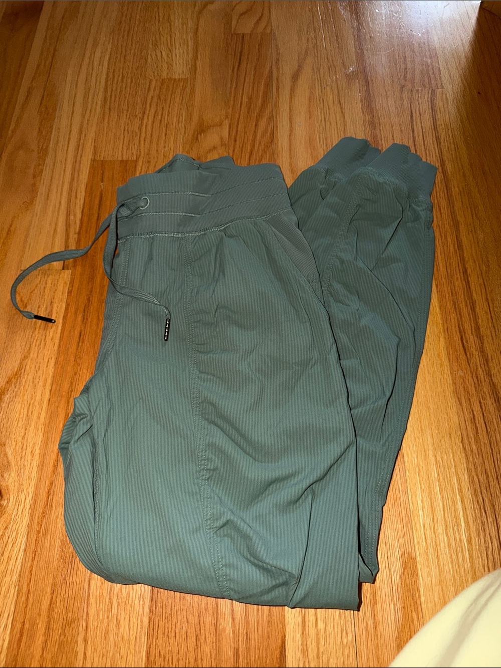 Lululemon Women’s dance studio pants